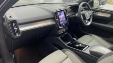 Volvo XC40 2.0 B3P Plus Dark 5dr Auto Petrol Estate